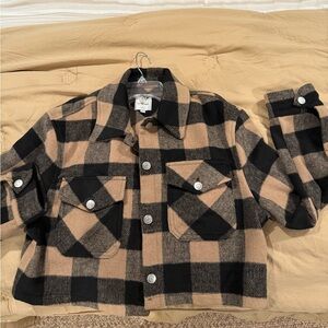 Love tree plaid cropped jacket size Large